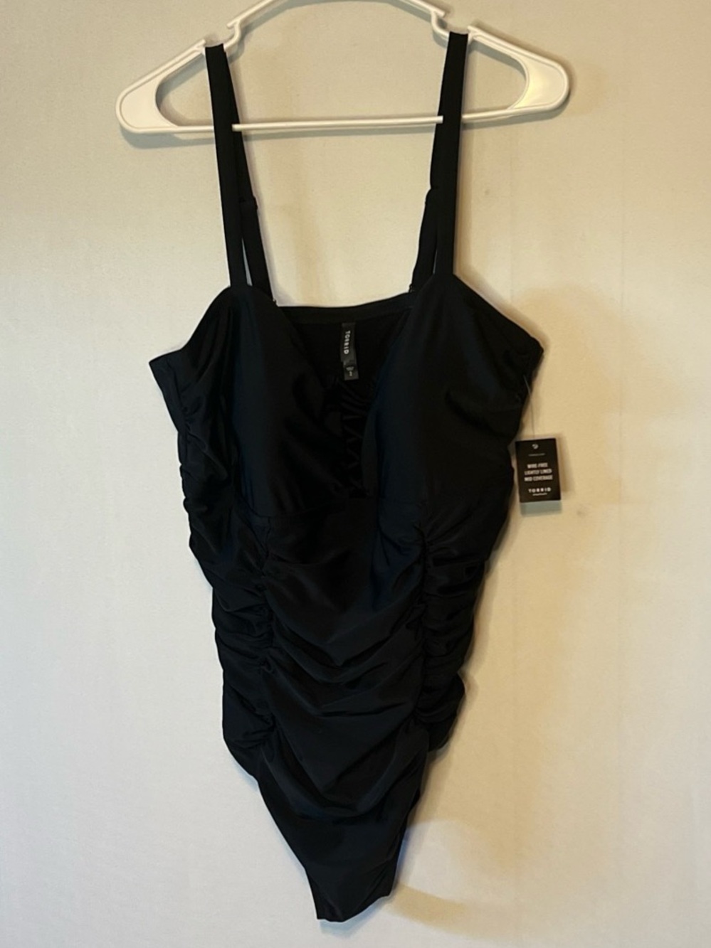 New WT Torrid Black One Piece Swimsuit size 2 2X Slim Fit Wireless Lattice Front